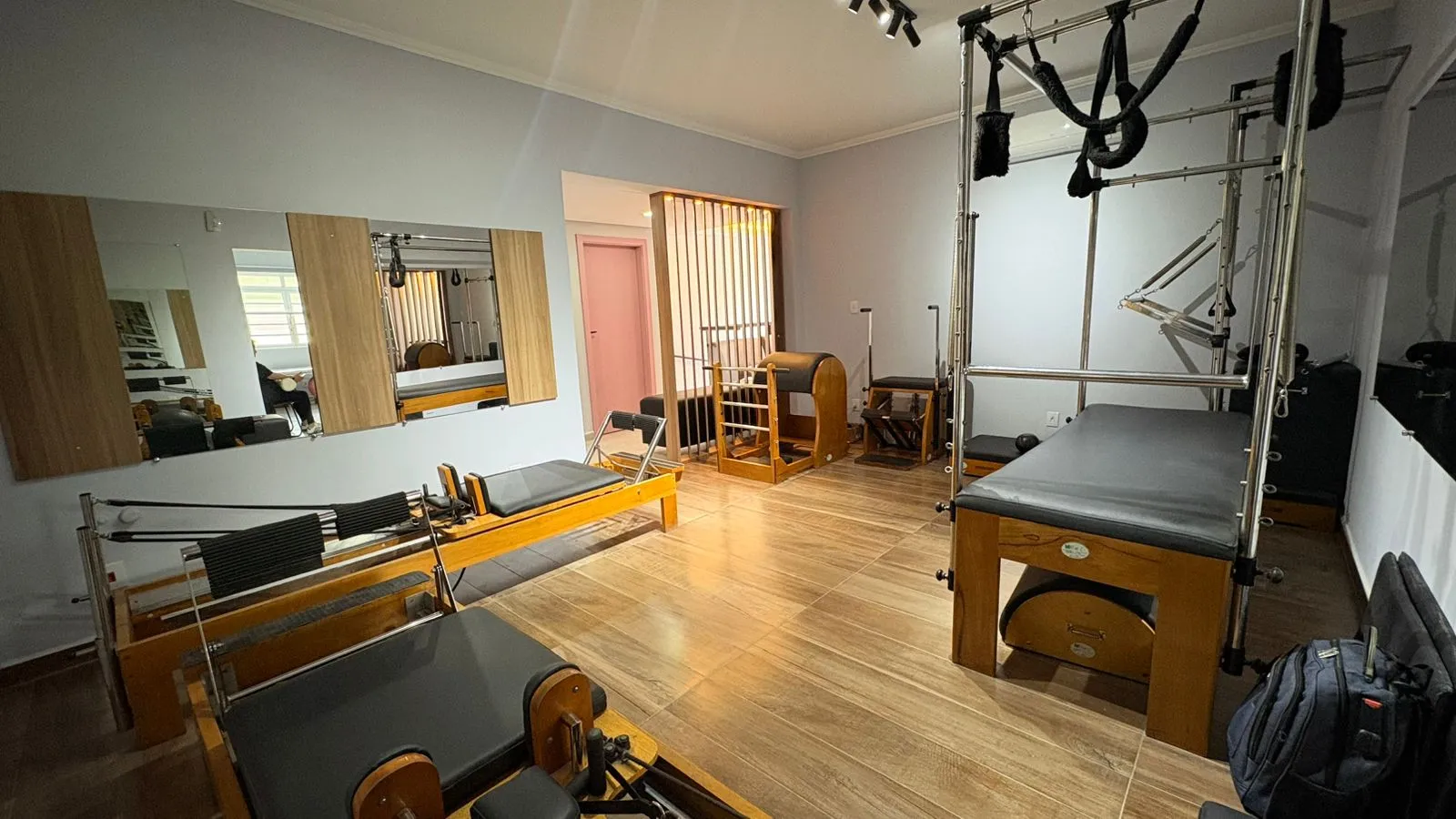 Aparelhos de Pilates Ame-see